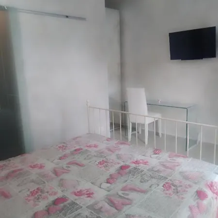 Rosilienza Private Spa, Patio Garden Free Trasfer To & From Airport Fiumicino