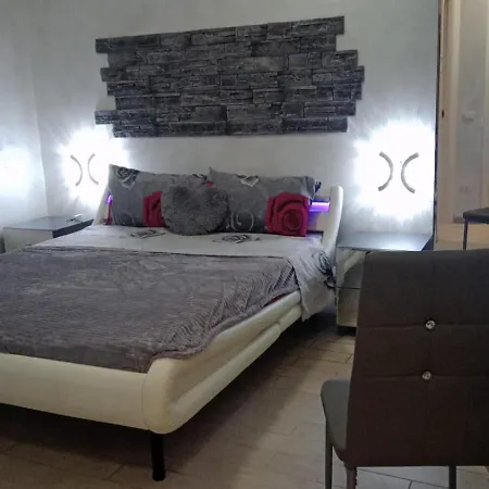 Rosilienza Private Spa, Patio Garden Free Trasfer To & From Airport * Fiumicino