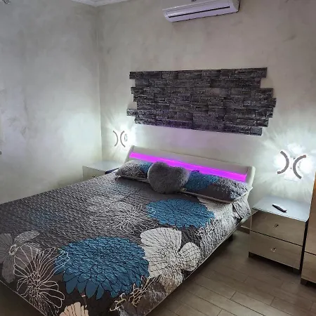 Rosilienza Private Spa, Patio Garden Free Trasfer To & From Airport * Fiumicino