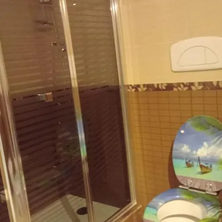Rosilienza Private Spa, Patio Garden Free Trasfer To & From Airport Apartment Fiumicino