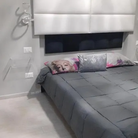 Rosilienza Private Spa, Patio Garden Free Trasfer To & From Airport Apartment