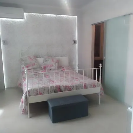 Apartament Rosilienza Private Spa, Patio Garden Free Trasfer To & From Airport Fiumicino
