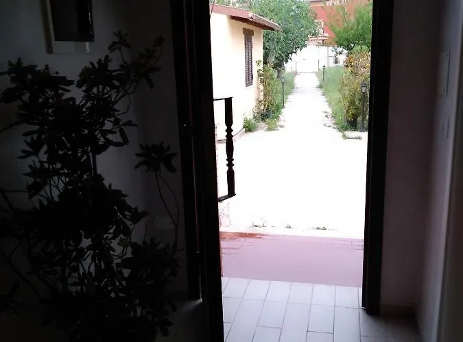 Rosilienza Private Spa, Patio Garden Free Trasfer To & From Airport 아파트 *