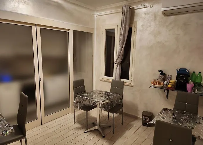 아파트 Rosilienza Private Spa, Patio Garden Free Trasfer To & From Airport 피우미치노